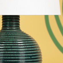 Load image into Gallery viewer, Sara Table Lamp in Detail.