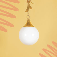 Load image into Gallery viewer, Victoria Pendant Light in Detail.