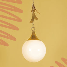 Load image into Gallery viewer, Victoria Pendant Light in Detail.