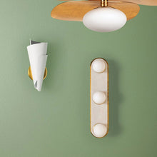 Load image into Gallery viewer, Zora Bath Vanity Light in Detail.