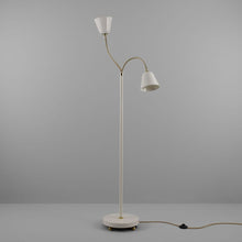 Load image into Gallery viewer, Alma Floor Lamp in Detail.