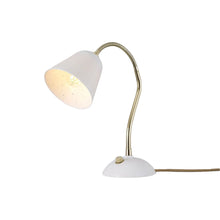 Load image into Gallery viewer, Alma Table Lamp in Natural.