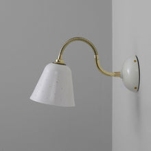 Load image into Gallery viewer, Alma Wall Light in Detail.