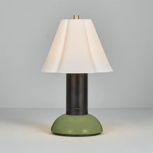 Load image into Gallery viewer, Blossom Outdoor LED Portable Table Lamp in Detail.