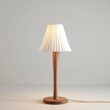Load image into Gallery viewer, Cecil Table Lamp in Detail.
