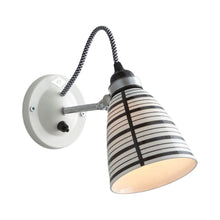 Load image into Gallery viewer, Circle Line Wall Light (With Switch).