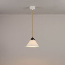 Load image into Gallery viewer, Cobb Plain Pendant Light in Detail.