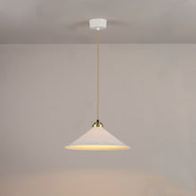 Load image into Gallery viewer, Cobb Plain Pendant Light in Detail.