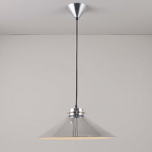 Load image into Gallery viewer, Codie Pendant Light in Detail.