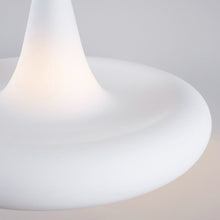 Load image into Gallery viewer, Drop Three Pendant Light in Detail.