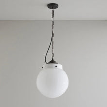 Load image into Gallery viewer, Hampton Pendant Light in Detail.
