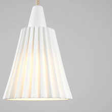 Load image into Gallery viewer, Hector Pleat Pendant Light in Detail.