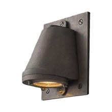 Load image into Gallery viewer, Mast Wall Light in Sandblasted Weathered Bronze (With Backplate).