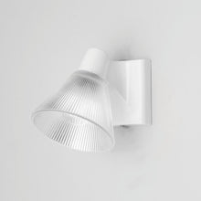 Load image into Gallery viewer, Minster Prismatic Wall Light in Detail.