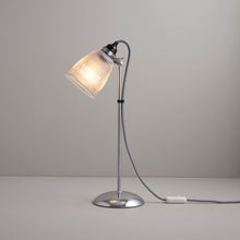 Load image into Gallery viewer, Primo Table Lamp in Detail.