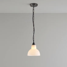 Load image into Gallery viewer, York Pendant Light in Detail.