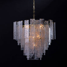 Load image into Gallery viewer, Glacier Chandelier in Detail.