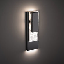 Load image into Gallery viewer, Vail Outdoor LED Wall Light in Detail.