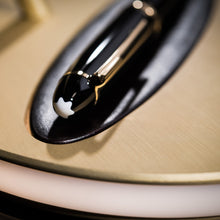 Load image into Gallery viewer, Overlay LED Table Lamp in Detail.