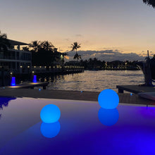 Load image into Gallery viewer, Ball Bluetooth Outdoor LED Lamp in Outside Area.