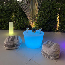 Load image into Gallery viewer, Bass Outdoor LED Lamp in Outside Area.