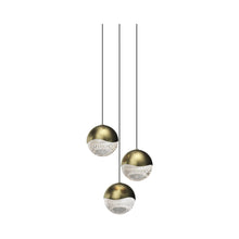 Load image into Gallery viewer, Grapes® LED Multipoint Pendant Light in Brass/Round/Large (3-Light).