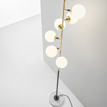 Load image into Gallery viewer, Galassia Floor Lamp in Detail.