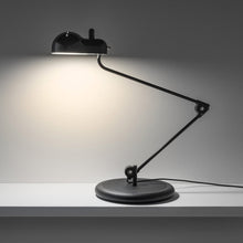Load image into Gallery viewer, Topo Table Lamp in Detail.