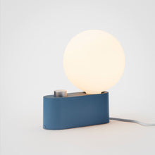 Load image into Gallery viewer, Alumina Table Lamp in Detail.