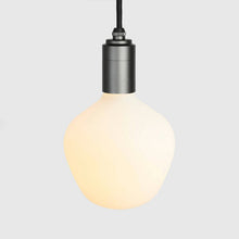 Load image into Gallery viewer, Enno Pendant Light in Detail.