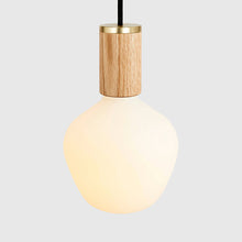 Load image into Gallery viewer, Enno Pendant Light in Detail.