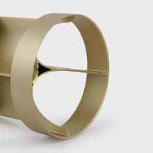 Load image into Gallery viewer, Loop Pendant Light in Detail.