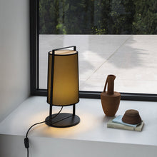 Load image into Gallery viewer, Macao Table Lamp in Detail.