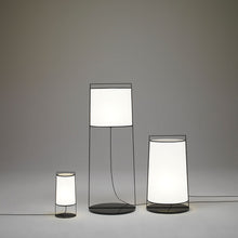 Load image into Gallery viewer, Macao Table Lamp in Detail.