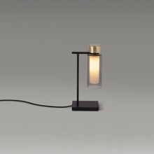 Load image into Gallery viewer, Osman Table Lamp in Detail.
