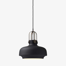 Load image into Gallery viewer, Copenhagen SC Pendant Light in Detail.