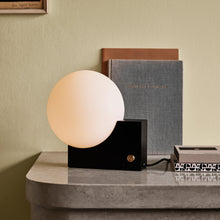 Load image into Gallery viewer, Journey SHY1 LED Table Lamp in Detail.