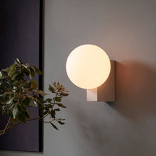 Load image into Gallery viewer, Journey SHY2 Wall Light in Detail.