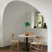 Load image into Gallery viewer, Tripod HM8 Table Lamp in dining room.