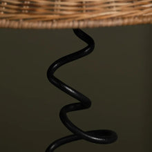 Load image into Gallery viewer, Alaric Table Lamp in Detail.