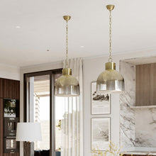 Load image into Gallery viewer, Beryl Pendant Light in Detail.