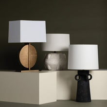 Load image into Gallery viewer, Colma Table Lamp in Detail.