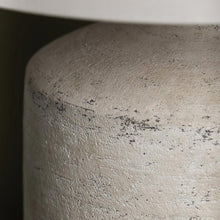 Load image into Gallery viewer, Dallas Table Lamp in Detail.