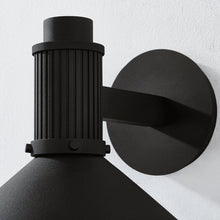 Load image into Gallery viewer, Elani Outdoor Wall Light in Detail.