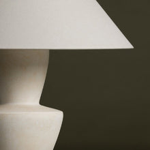 Load image into Gallery viewer, Kamas Table Lamp in Detail.