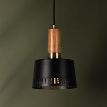 Load image into Gallery viewer, Memphis Pendant Light in Detail.
