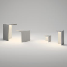 Load image into Gallery viewer, Empty Outdoor LED Floor Lamp in room.