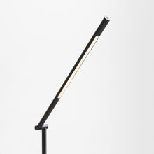 Load image into Gallery viewer, Cona LED Floor Lamp in Detail.