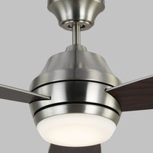 Load image into Gallery viewer, Ikon Outdoor LED Ceiling Fan in Detail.