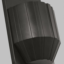 Load image into Gallery viewer, Bling Wall Light in Detail.